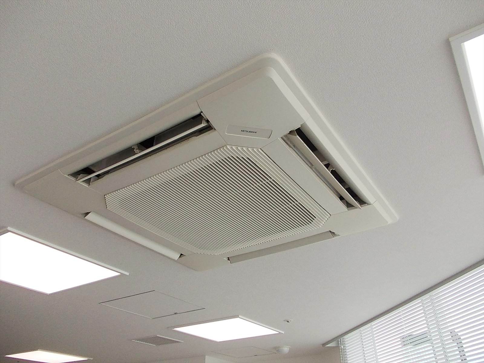 空調