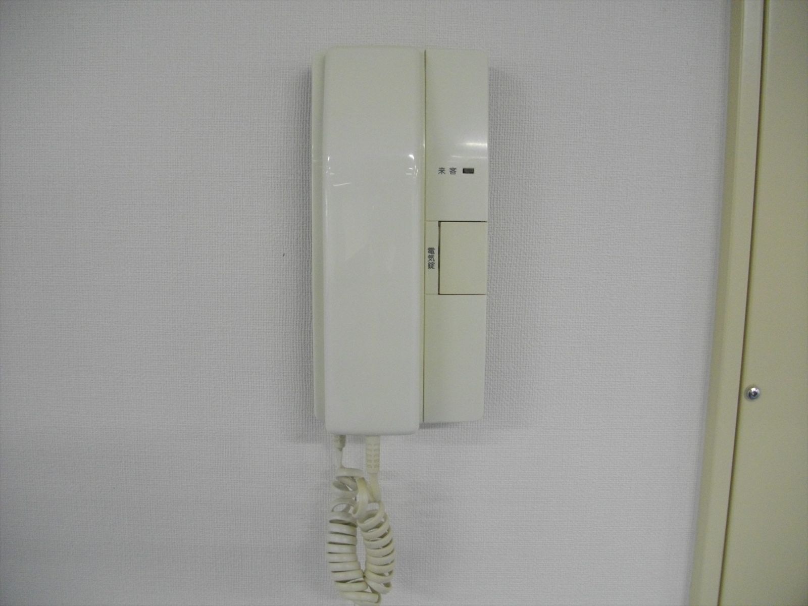 インターホン