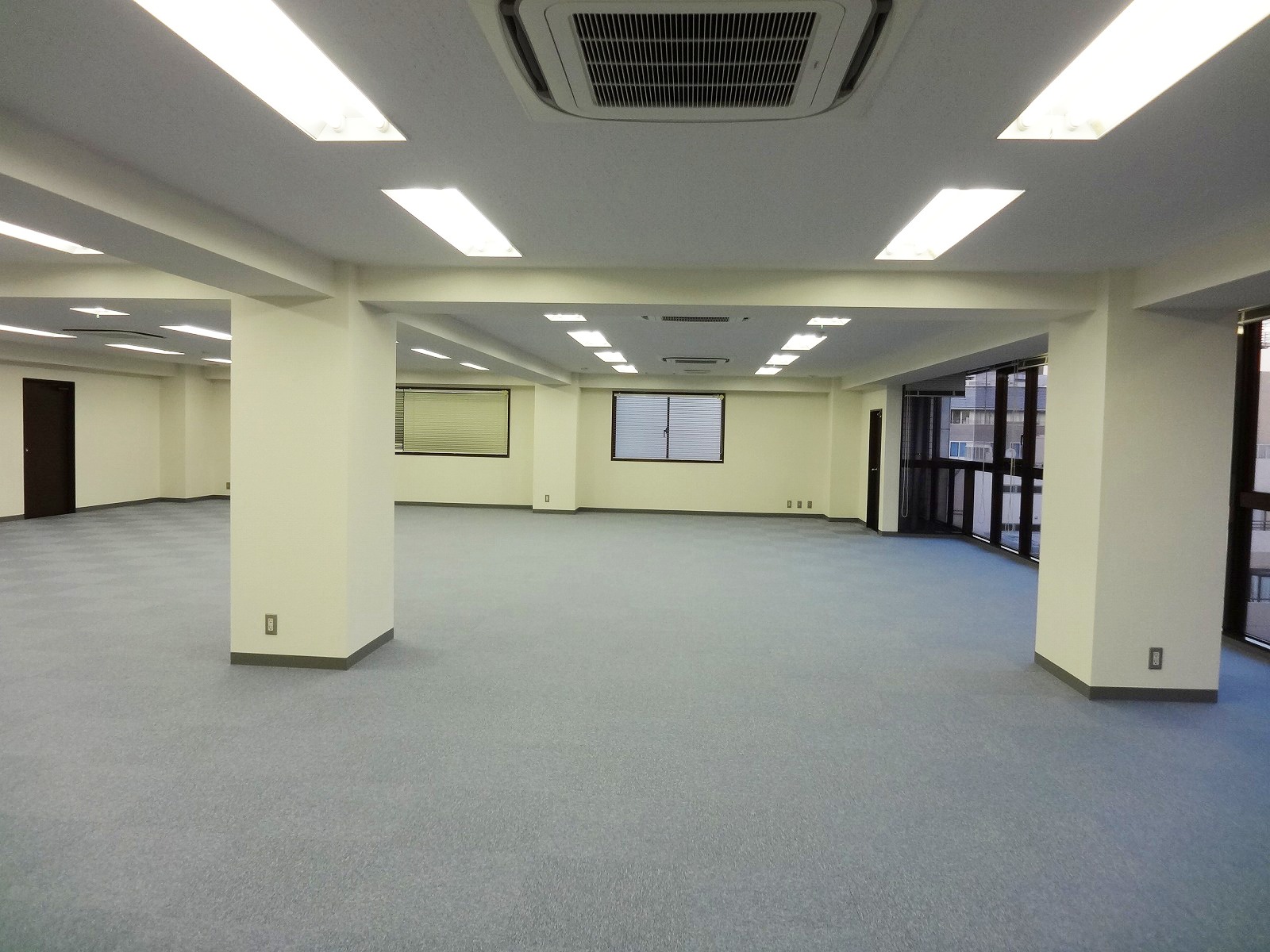 基本的なオフィス仕様