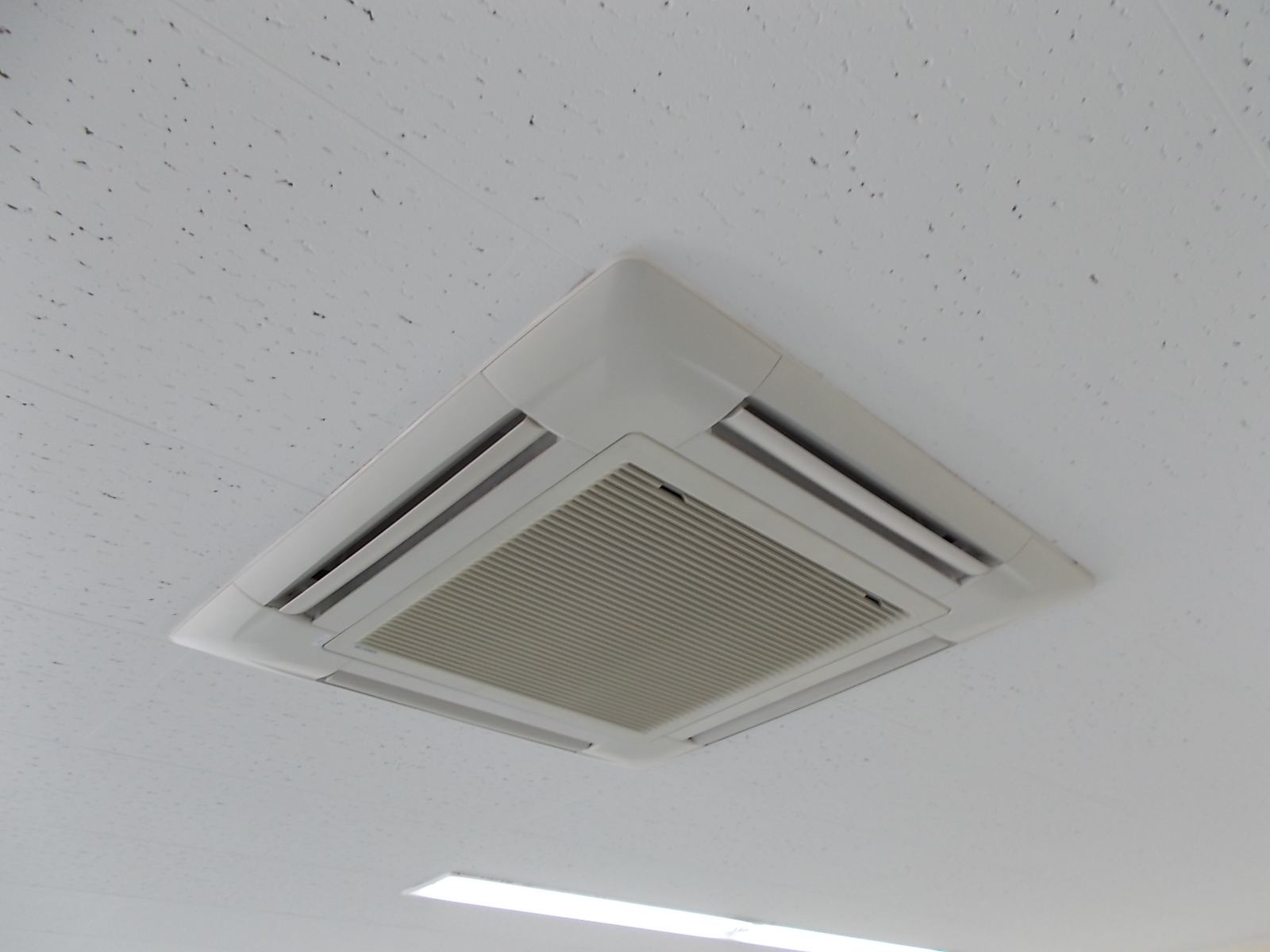 空調