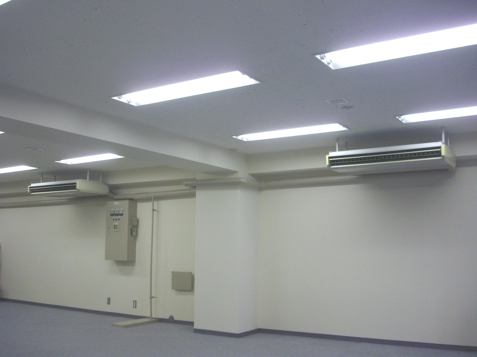 個別空調