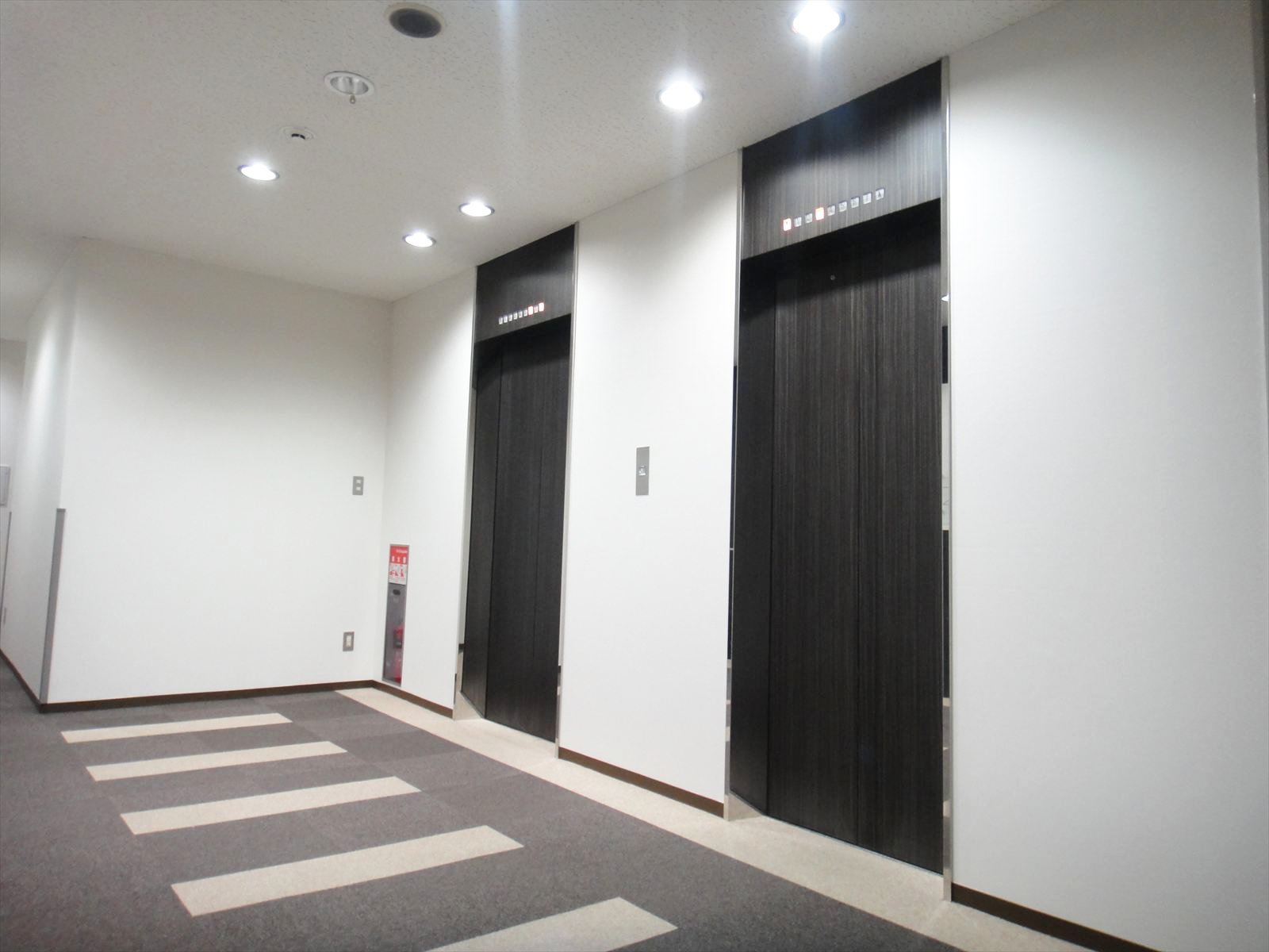 エレベーターホール