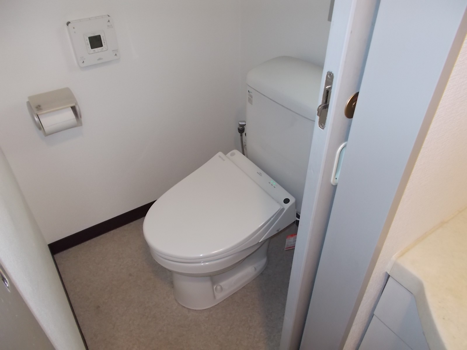 トイレ個室