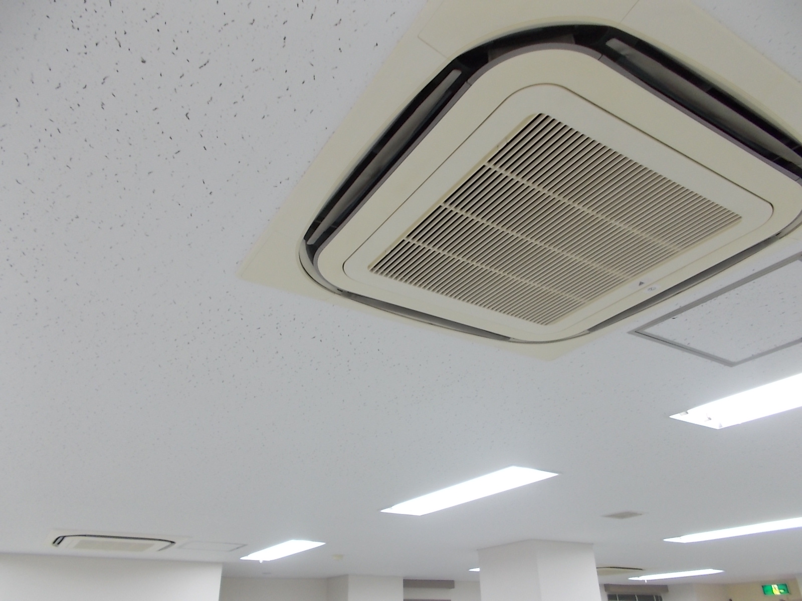 空調