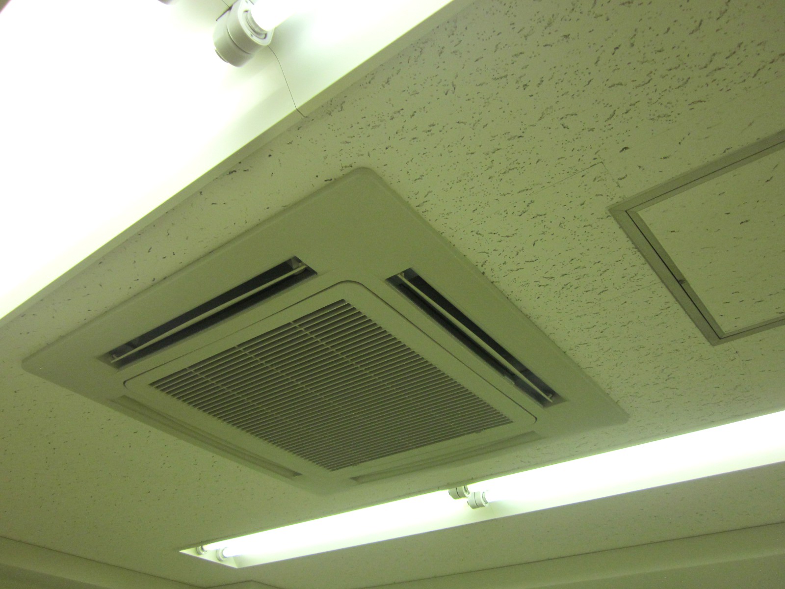 空調