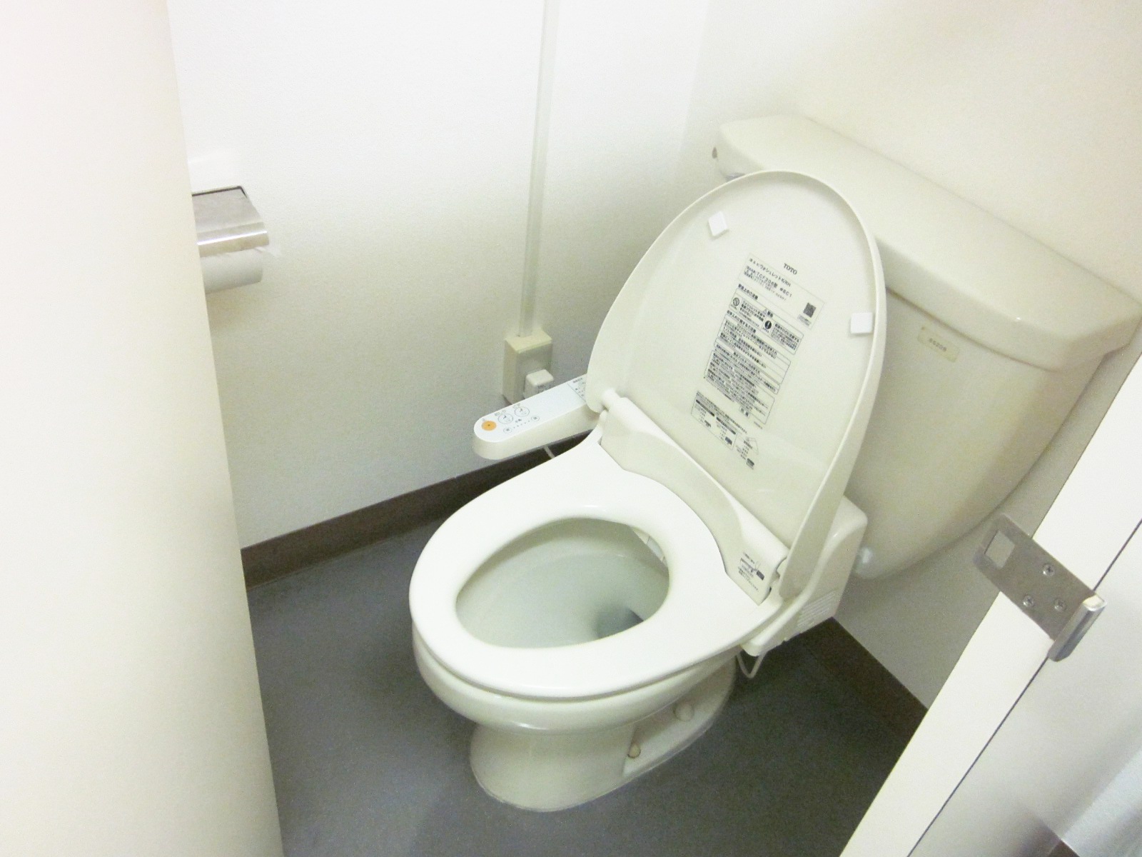 トイレ個室