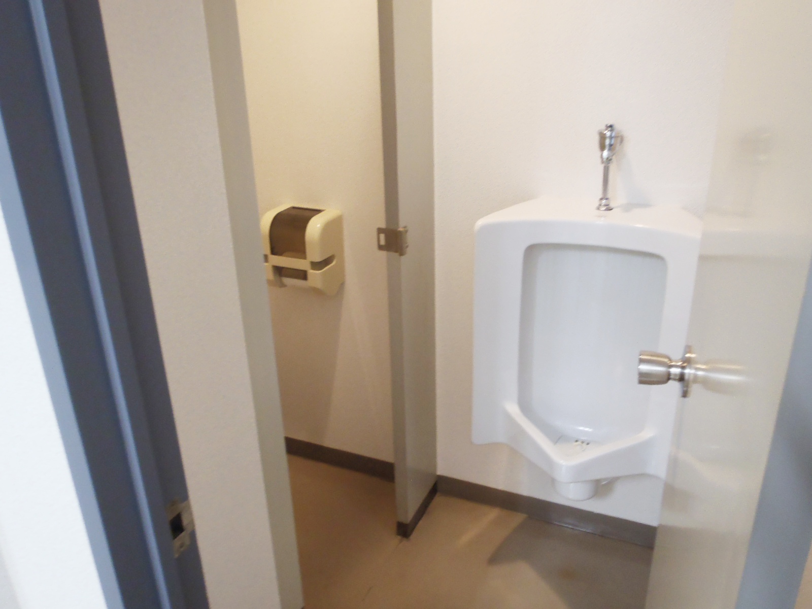男性用トイレ