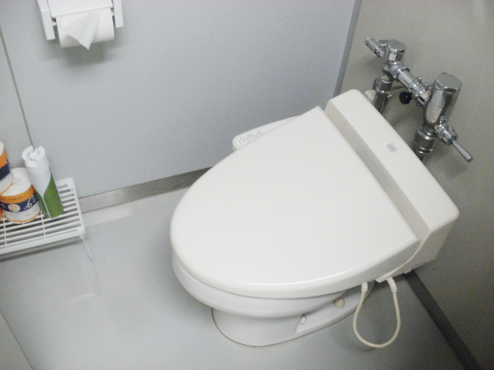 男女別トイレ個室