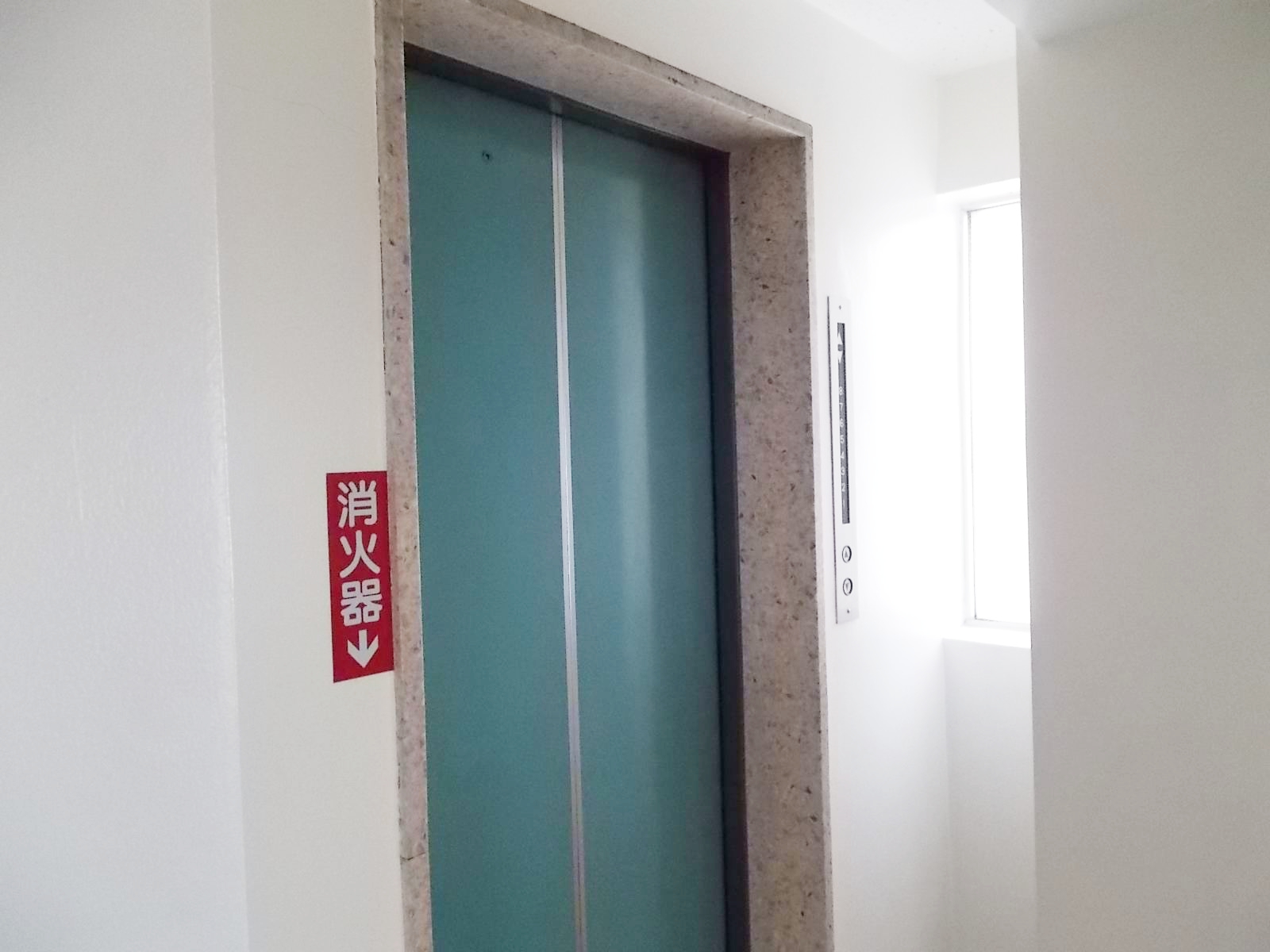 エレベーター