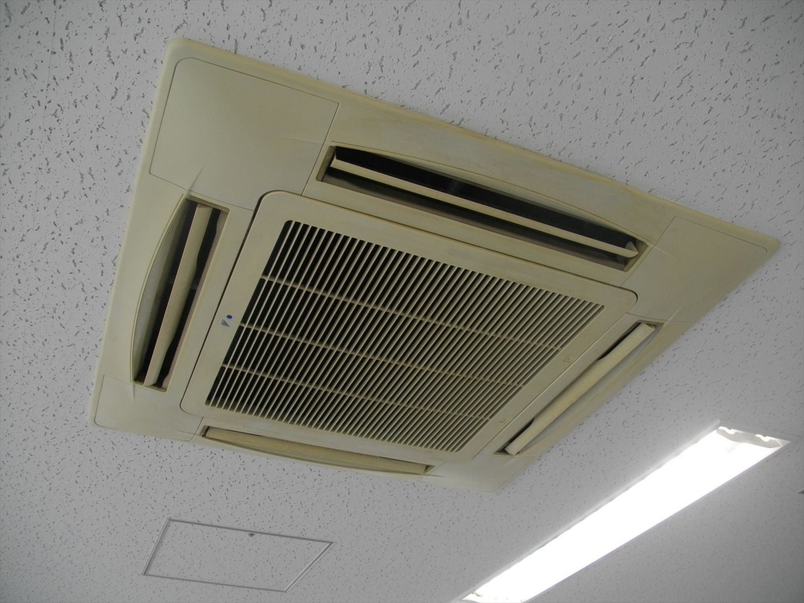 空調