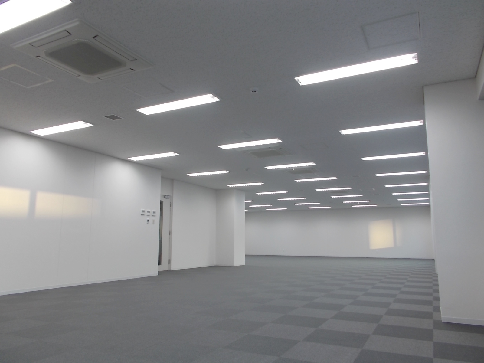オフィス室内参考画像(5階)