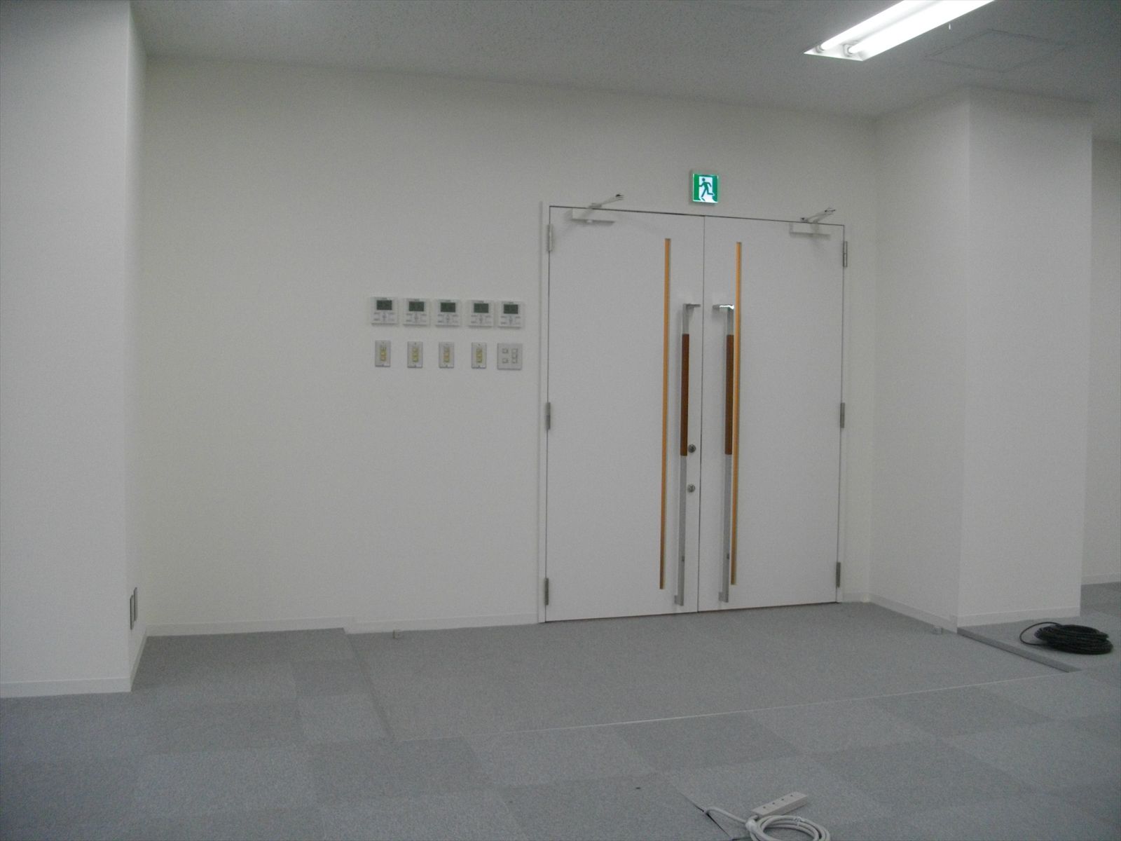 貸室出入口