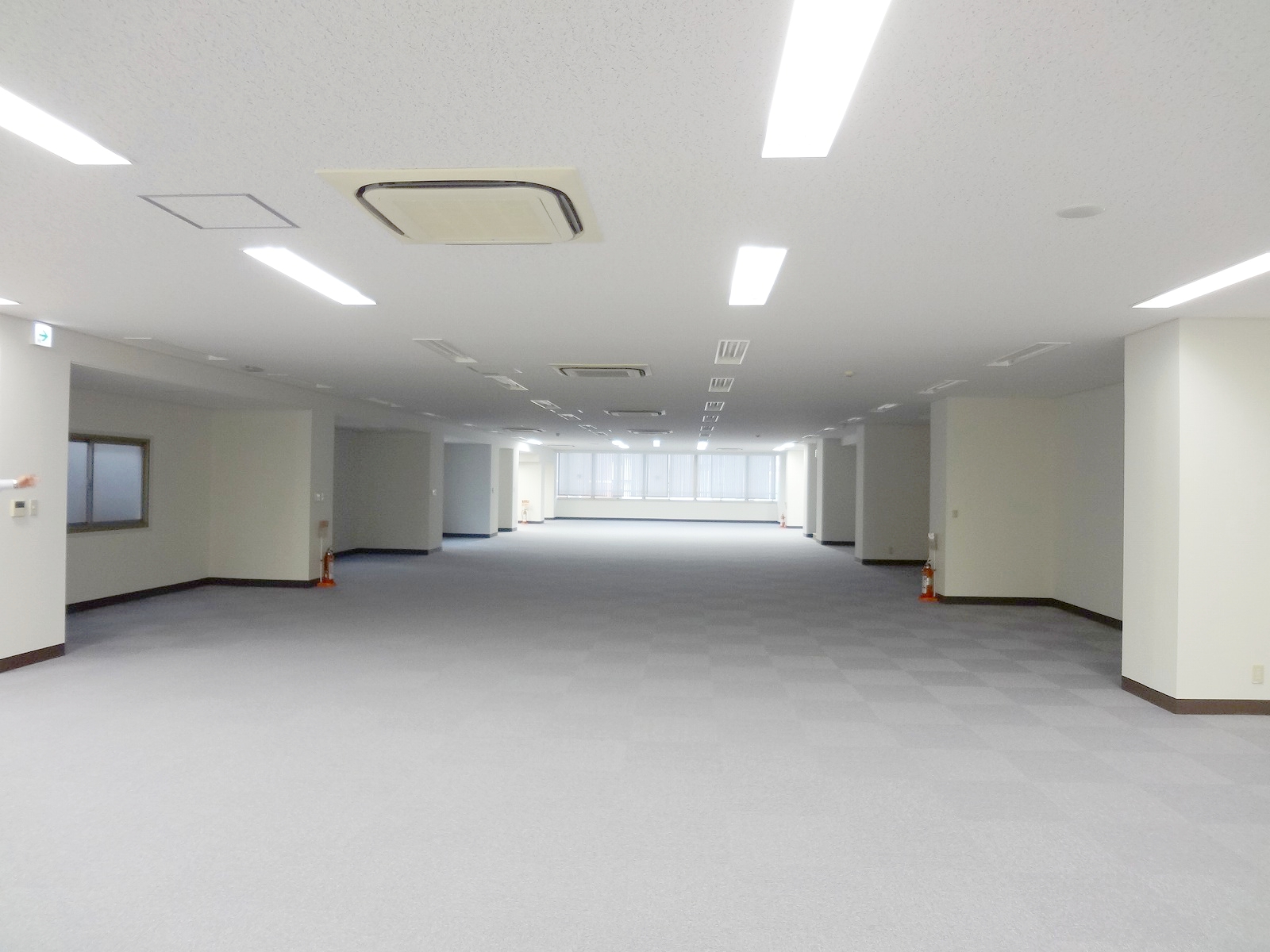 広々とした室内