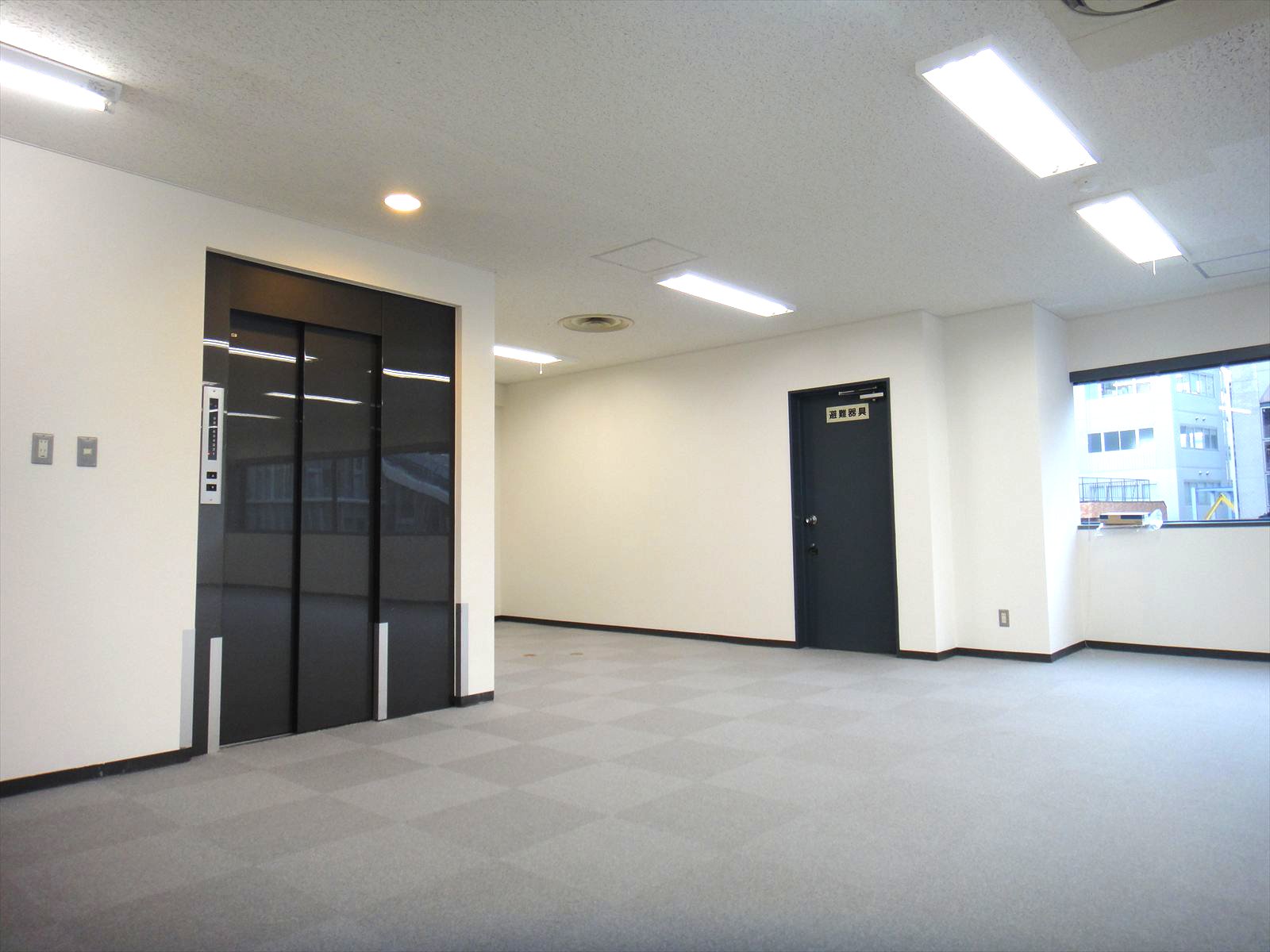 室内から直接エレベーターへ