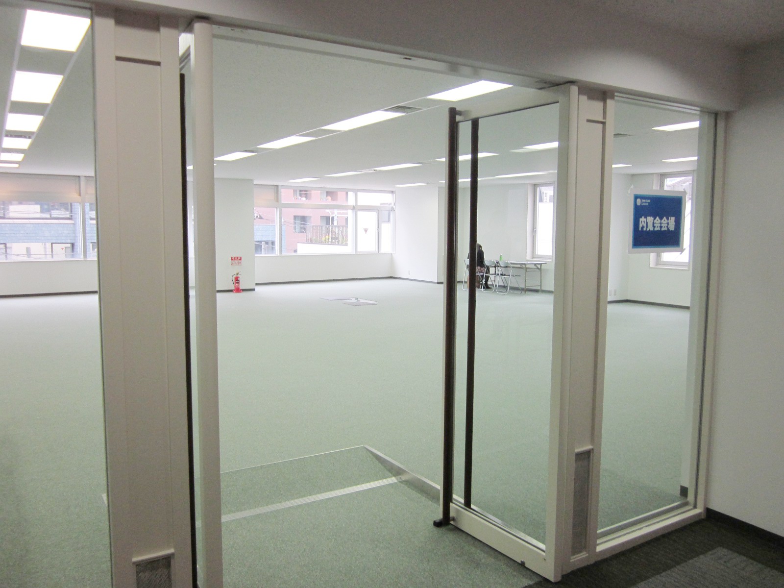 貸室出入口