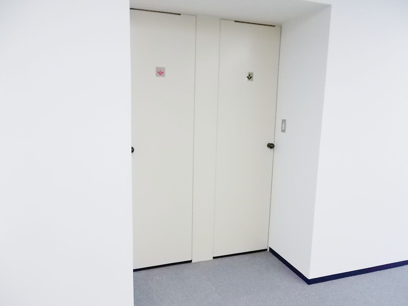 男女別トイレ