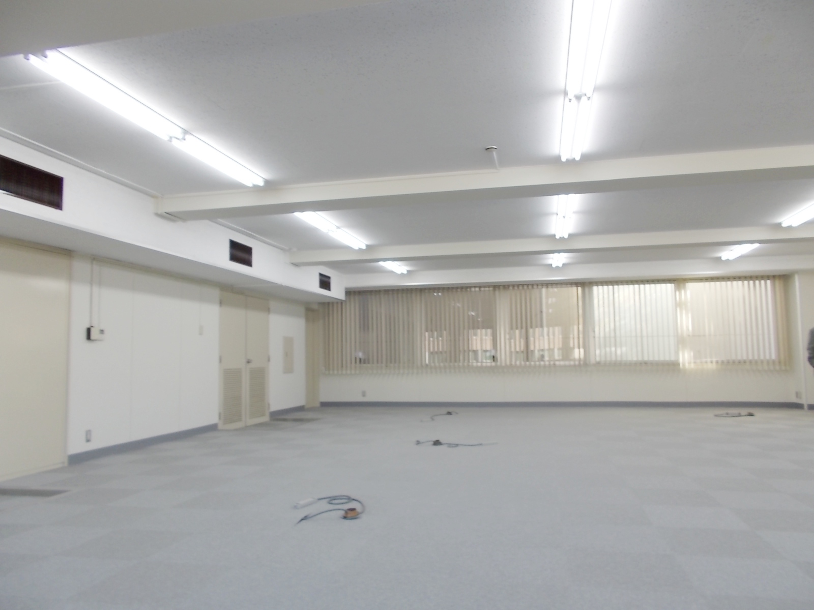 オフィス室内参考画像