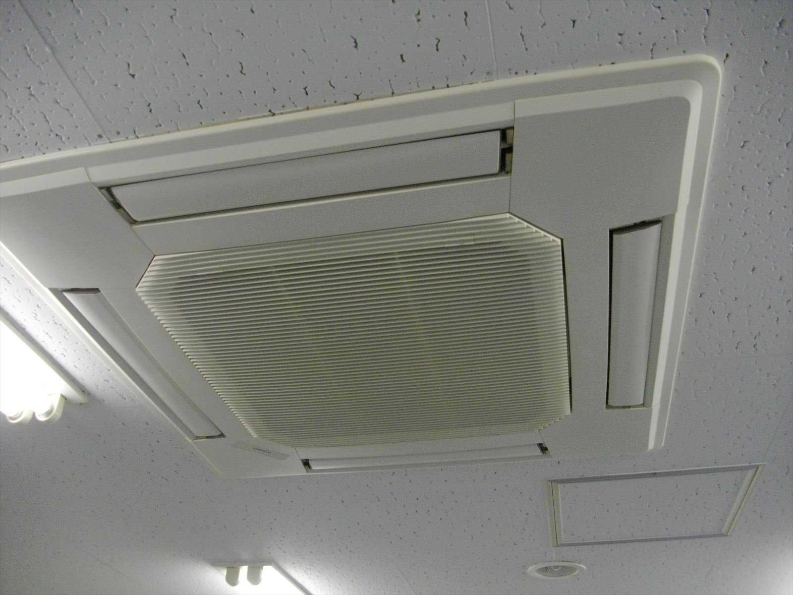 空調