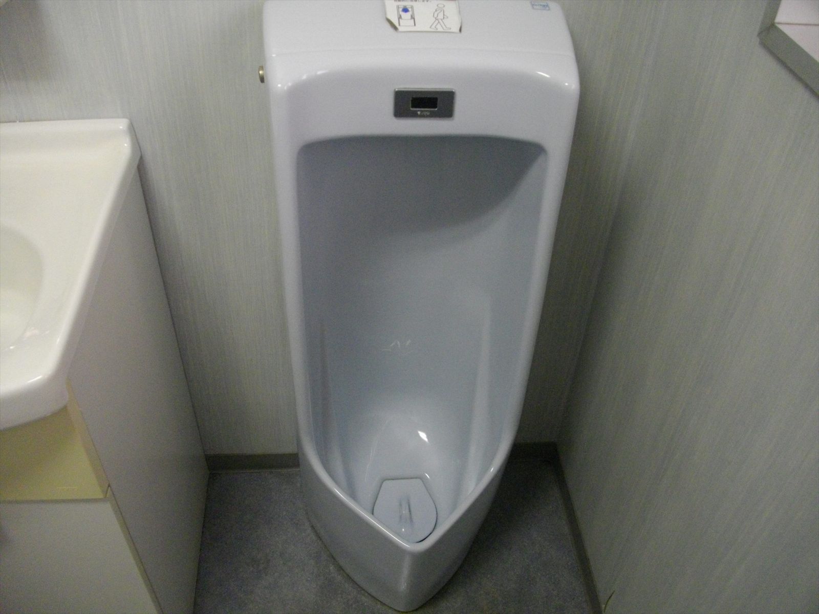男性用トイレ