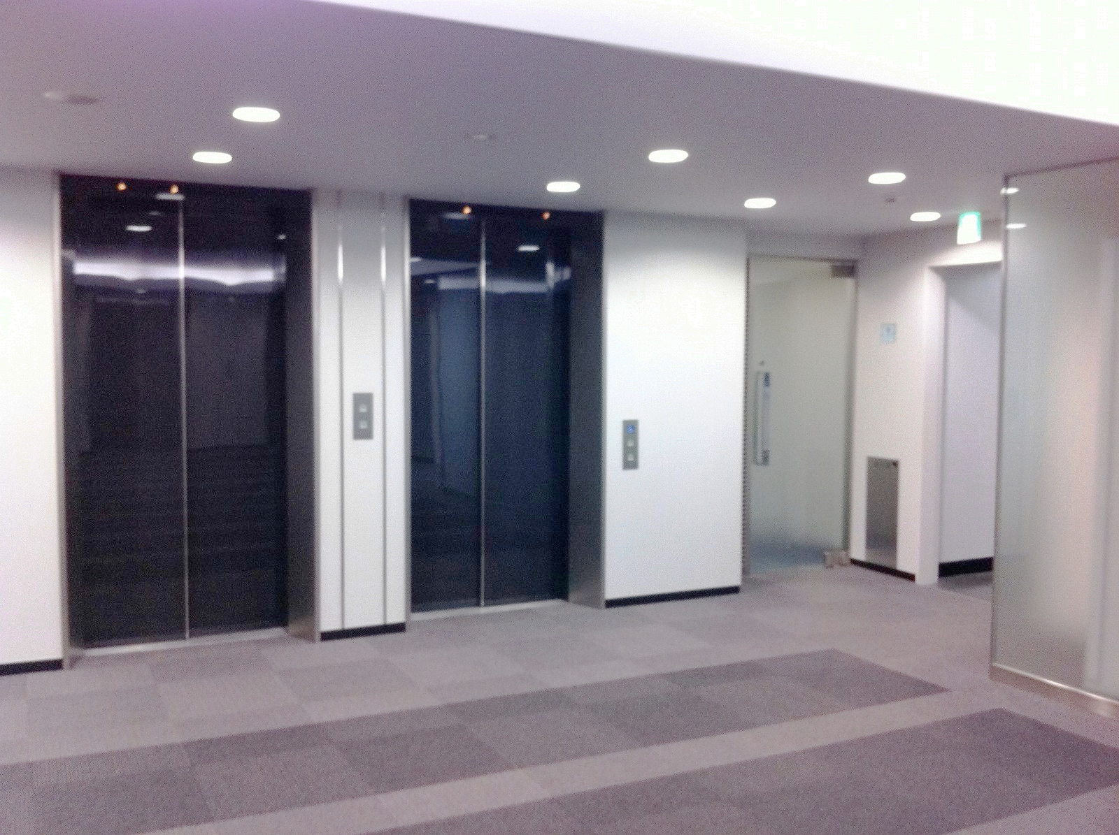 エレベーターホール