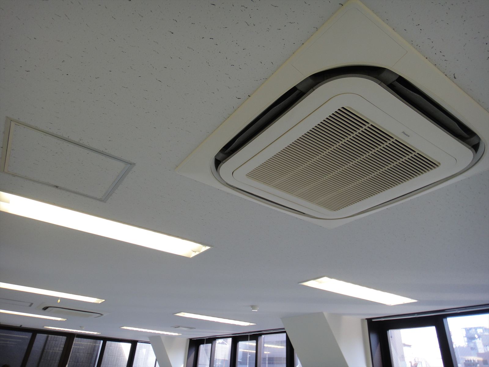 空調