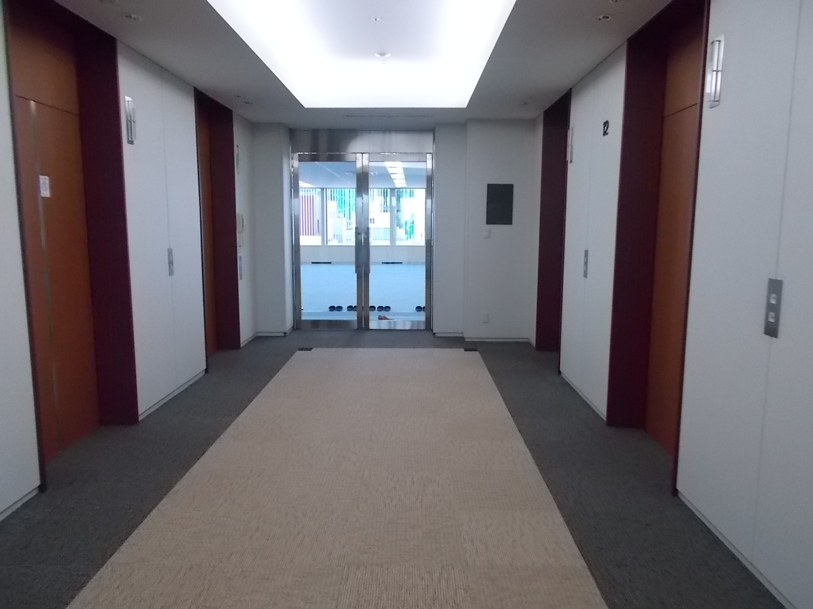 エレベーターホール