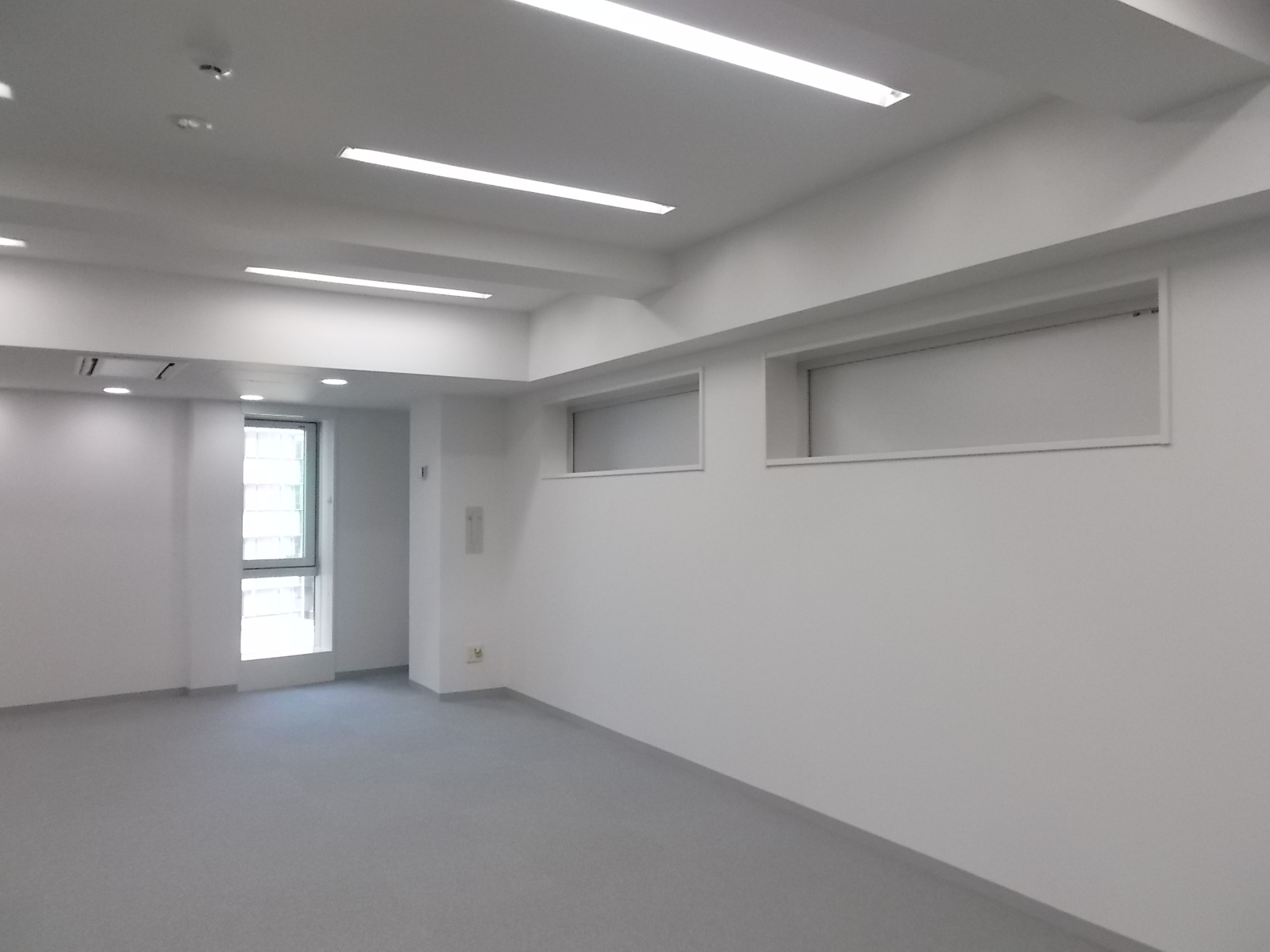 オフィス室内参考画像(7階・約20坪)
