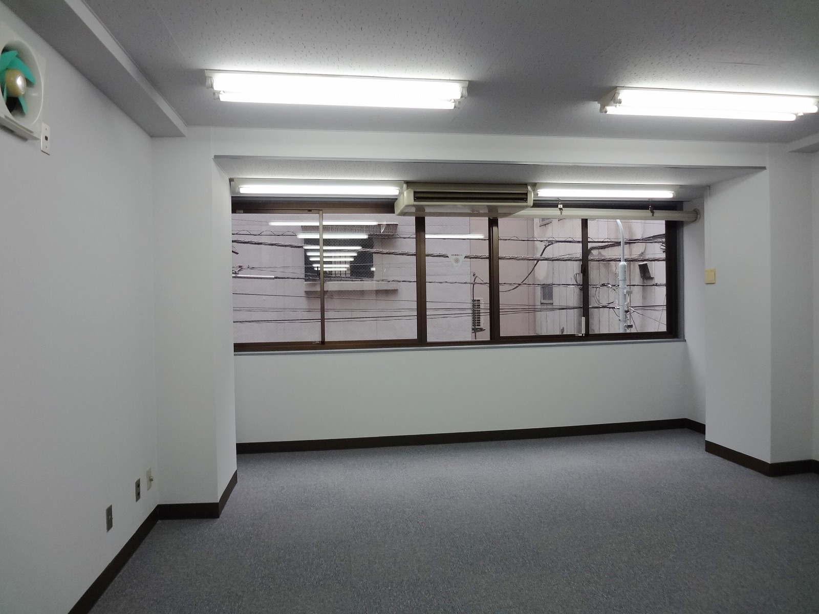 室内（正面側）
