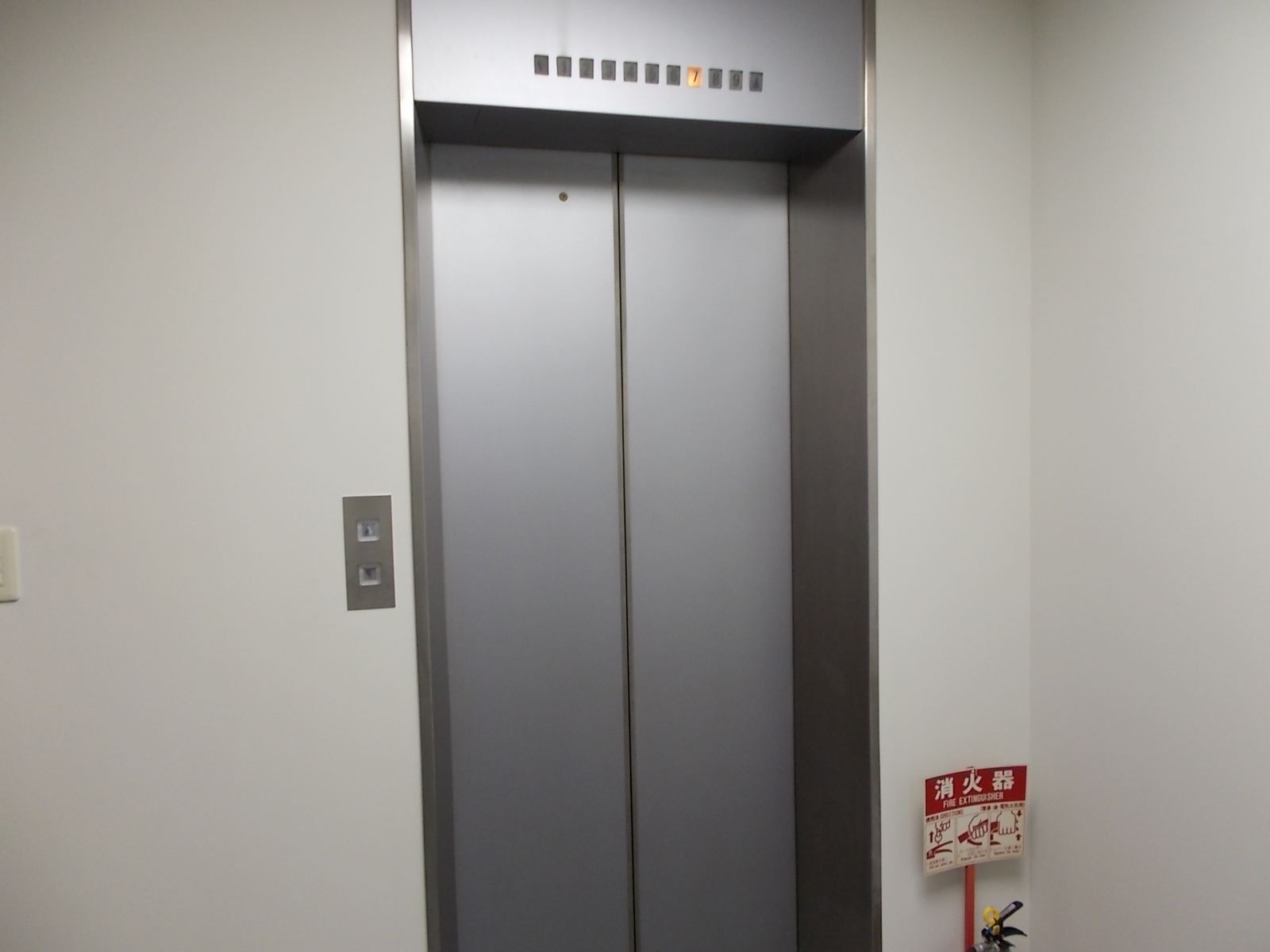エレベーター