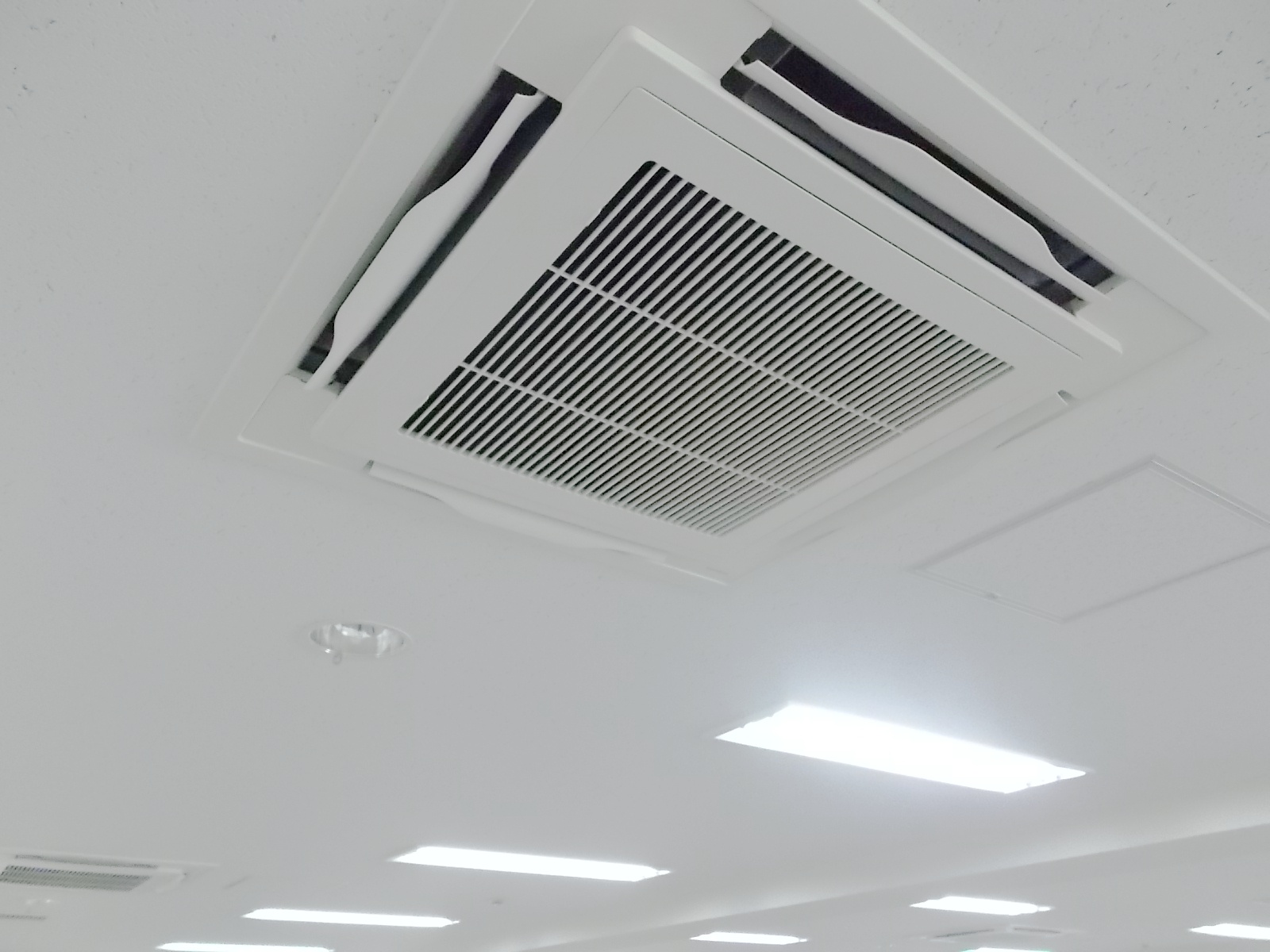 空調