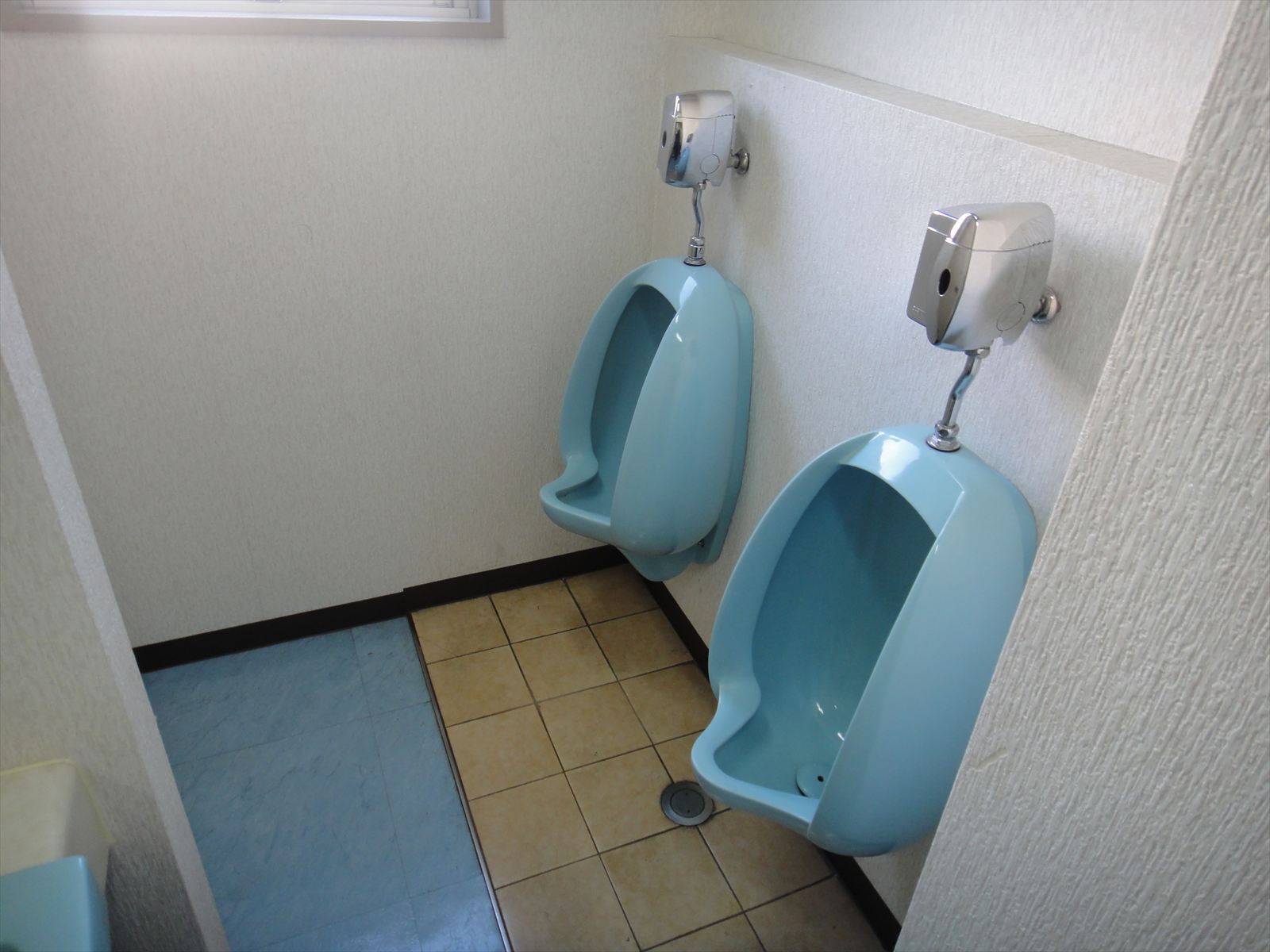男性用トイレ