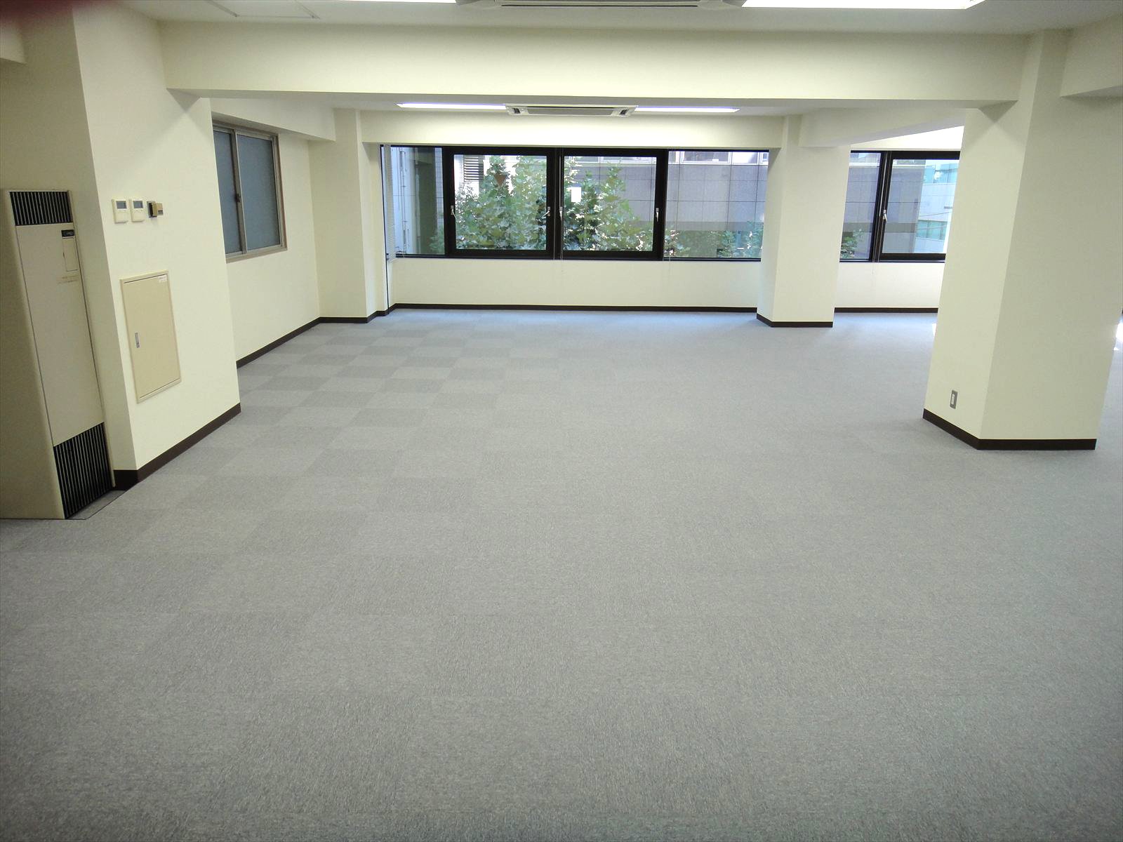 別角度の様子
