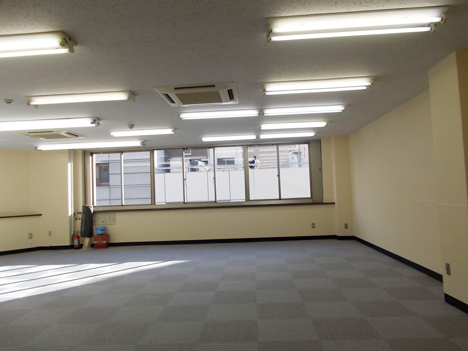 採光十分な室内
