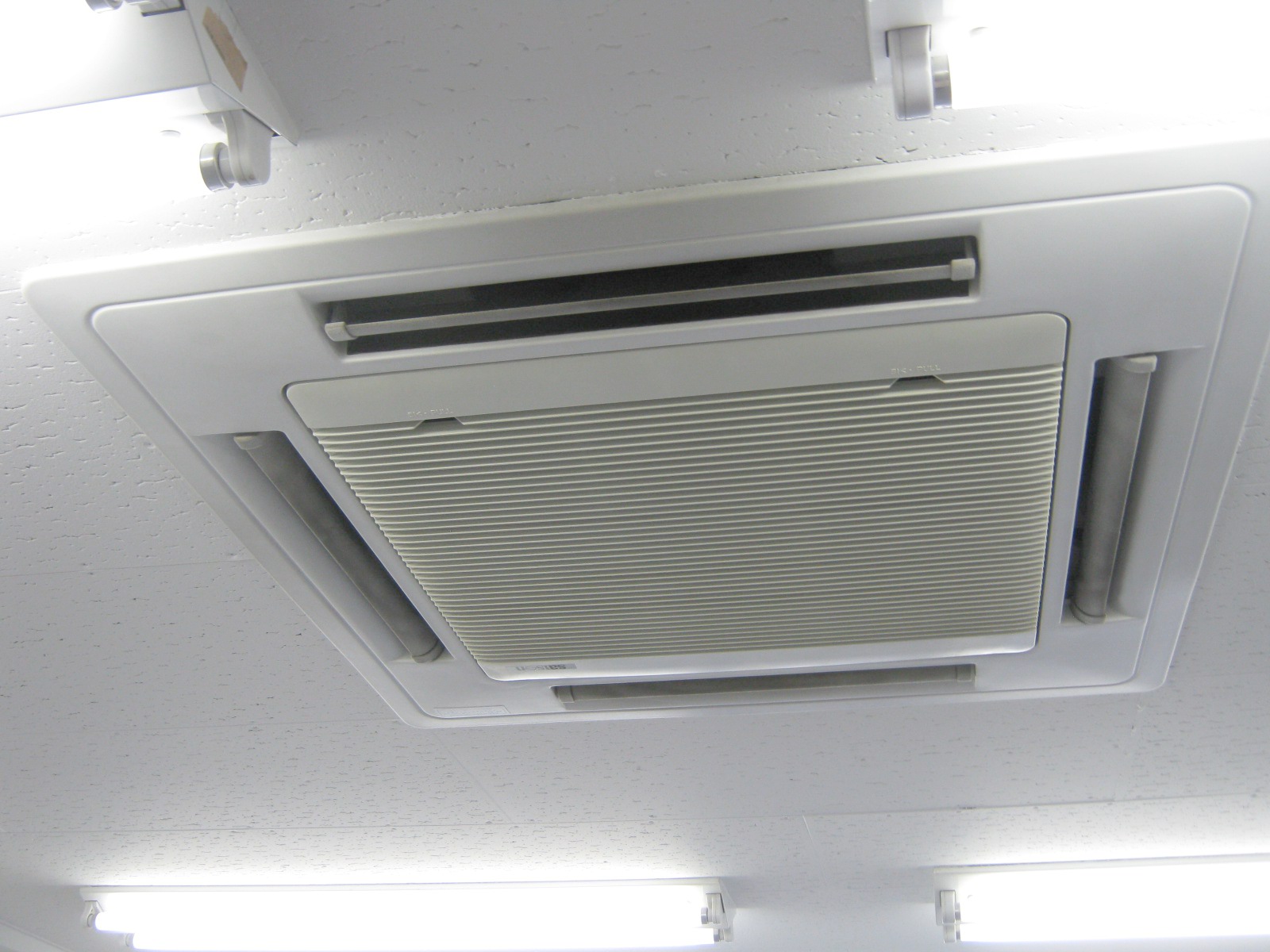 空調吹き出し口