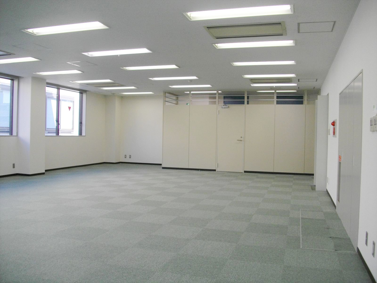 2面採光で明るい室内