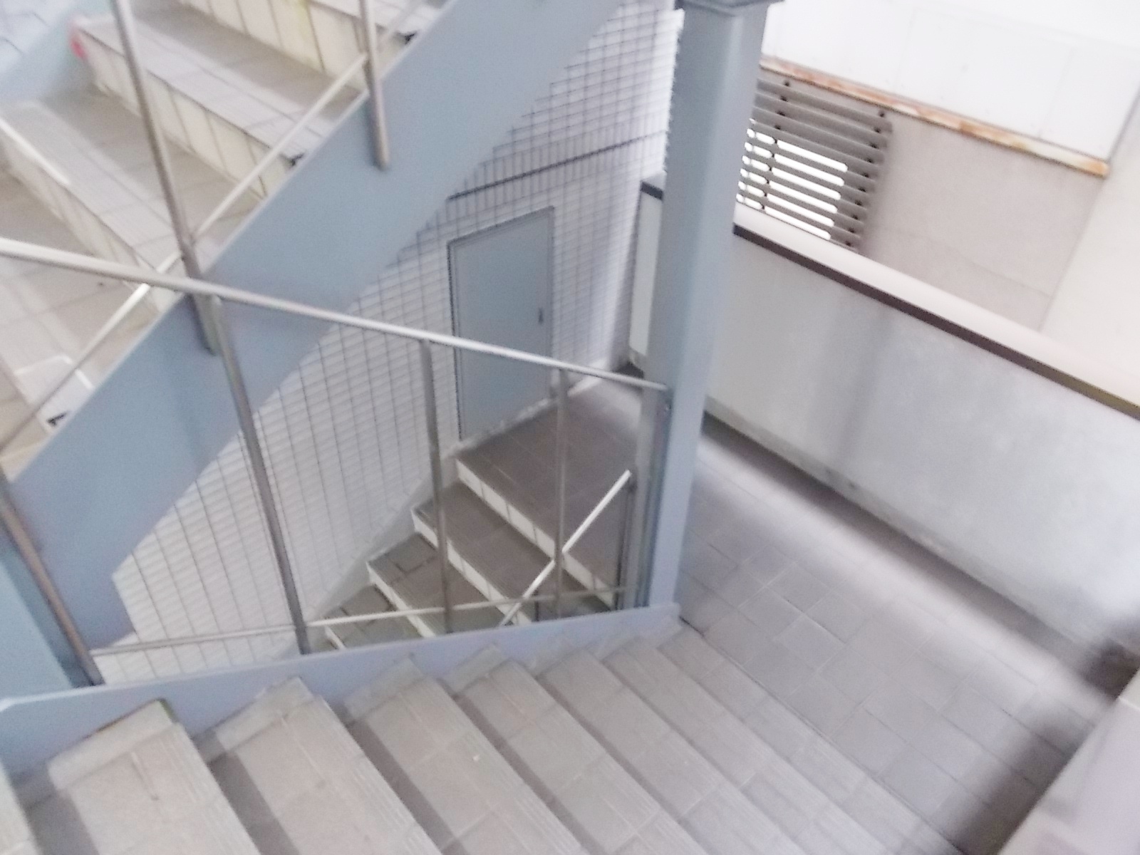 共用外階段