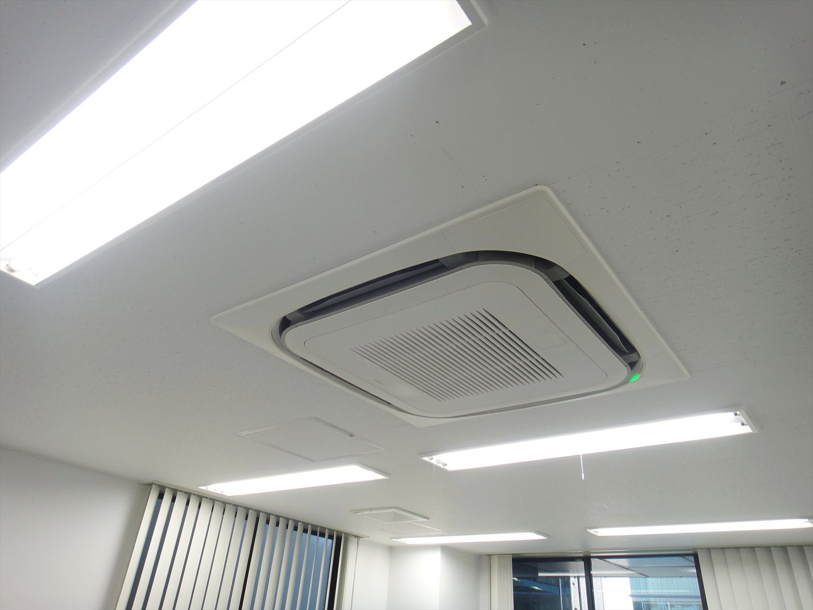 個別空調