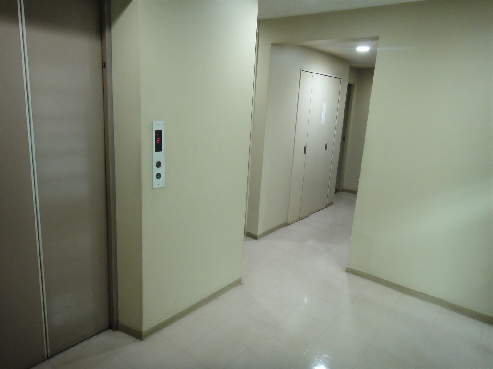 各階エレベーターホール