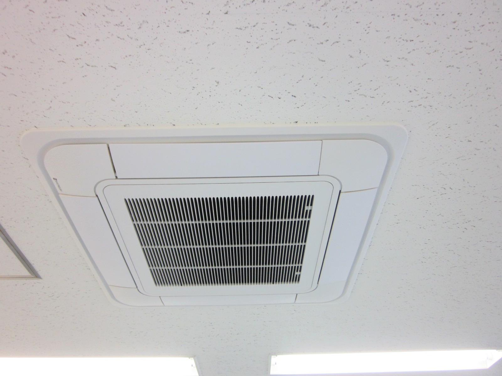 空調吹き出し口