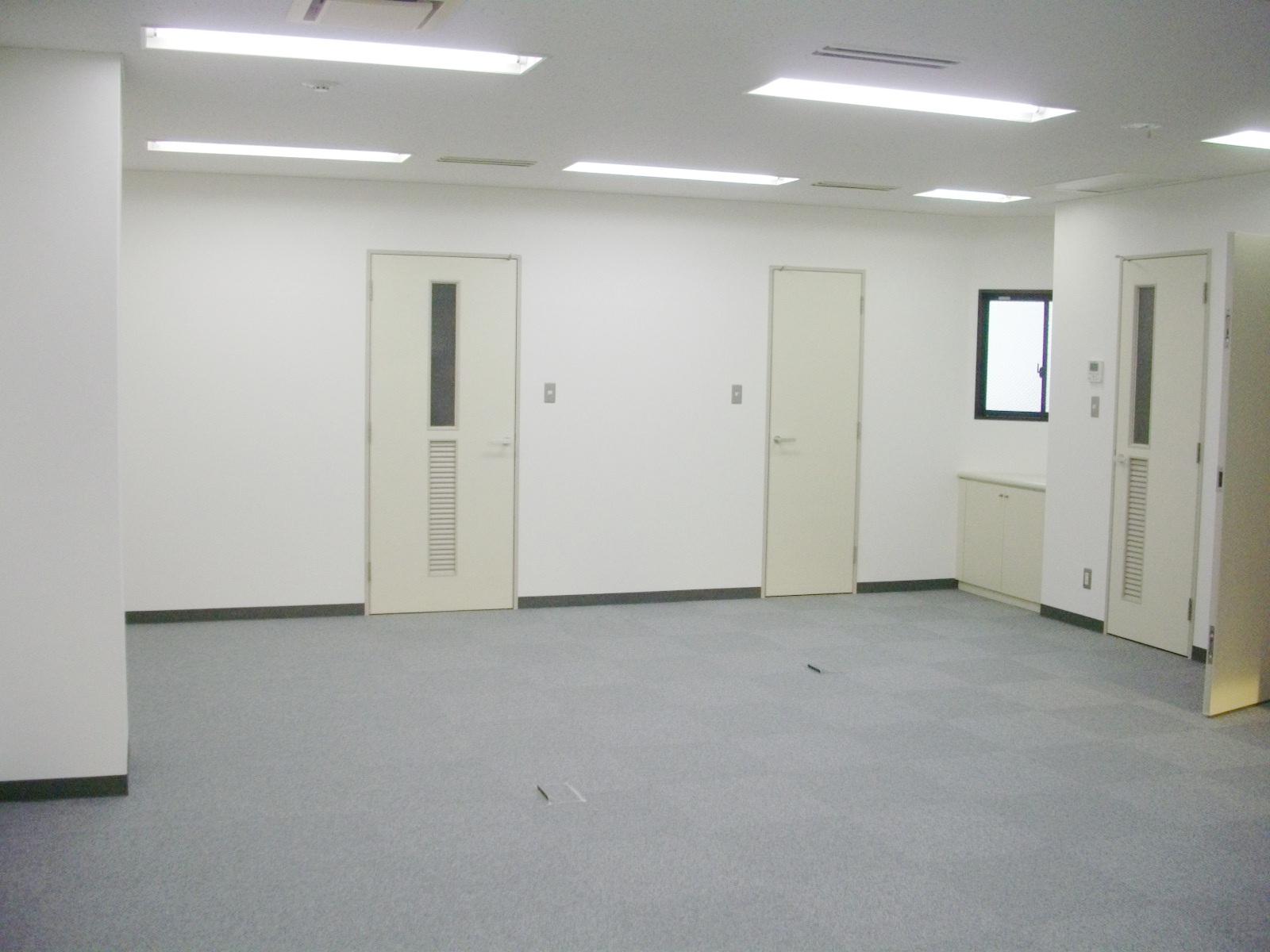 窓側からの室内