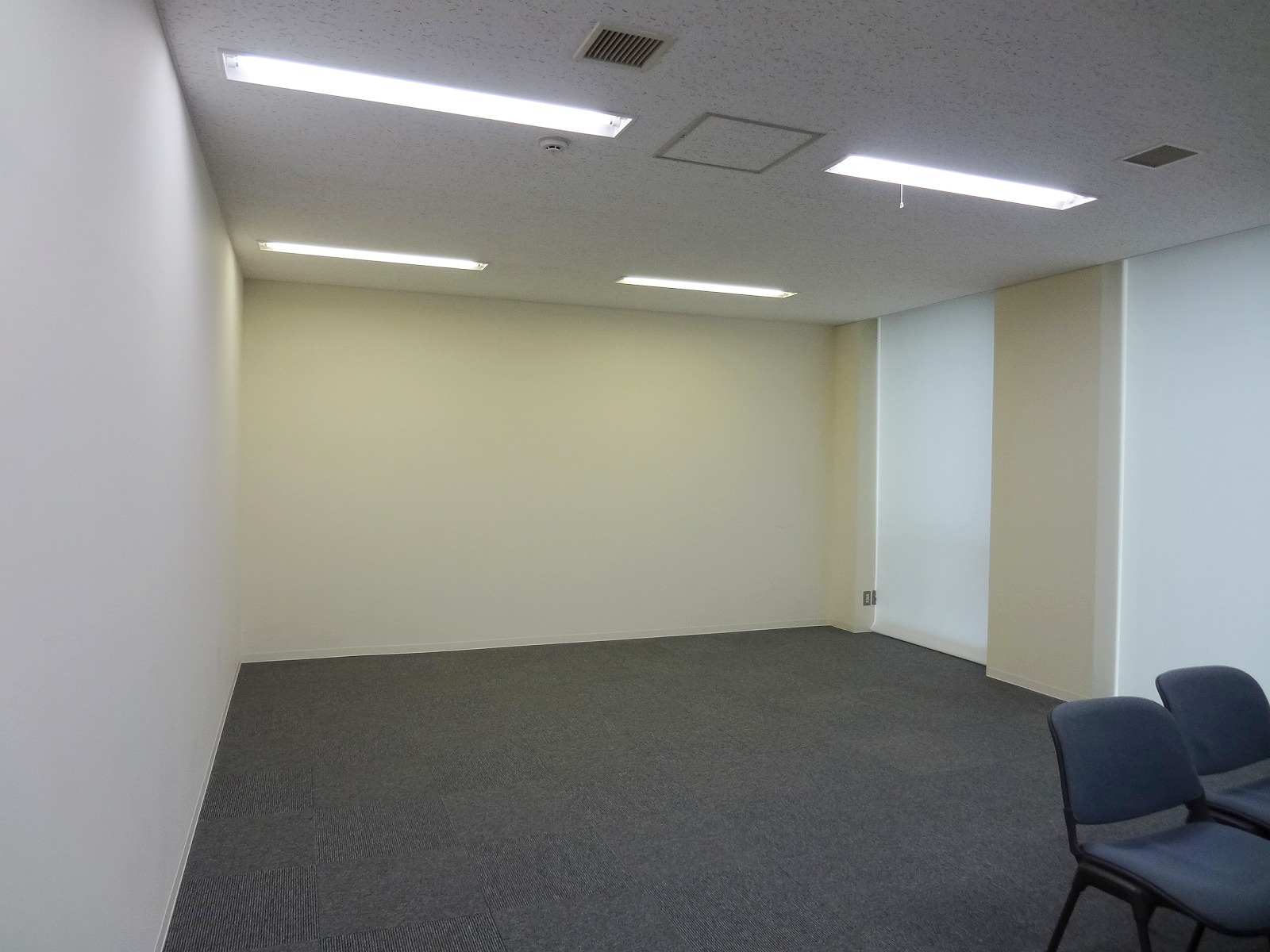 オフィス室内参考画像