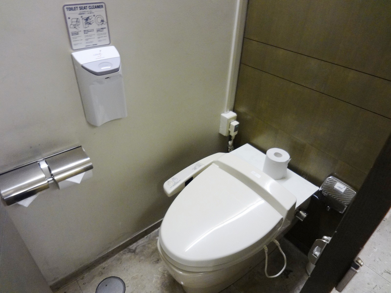 トイレ個室