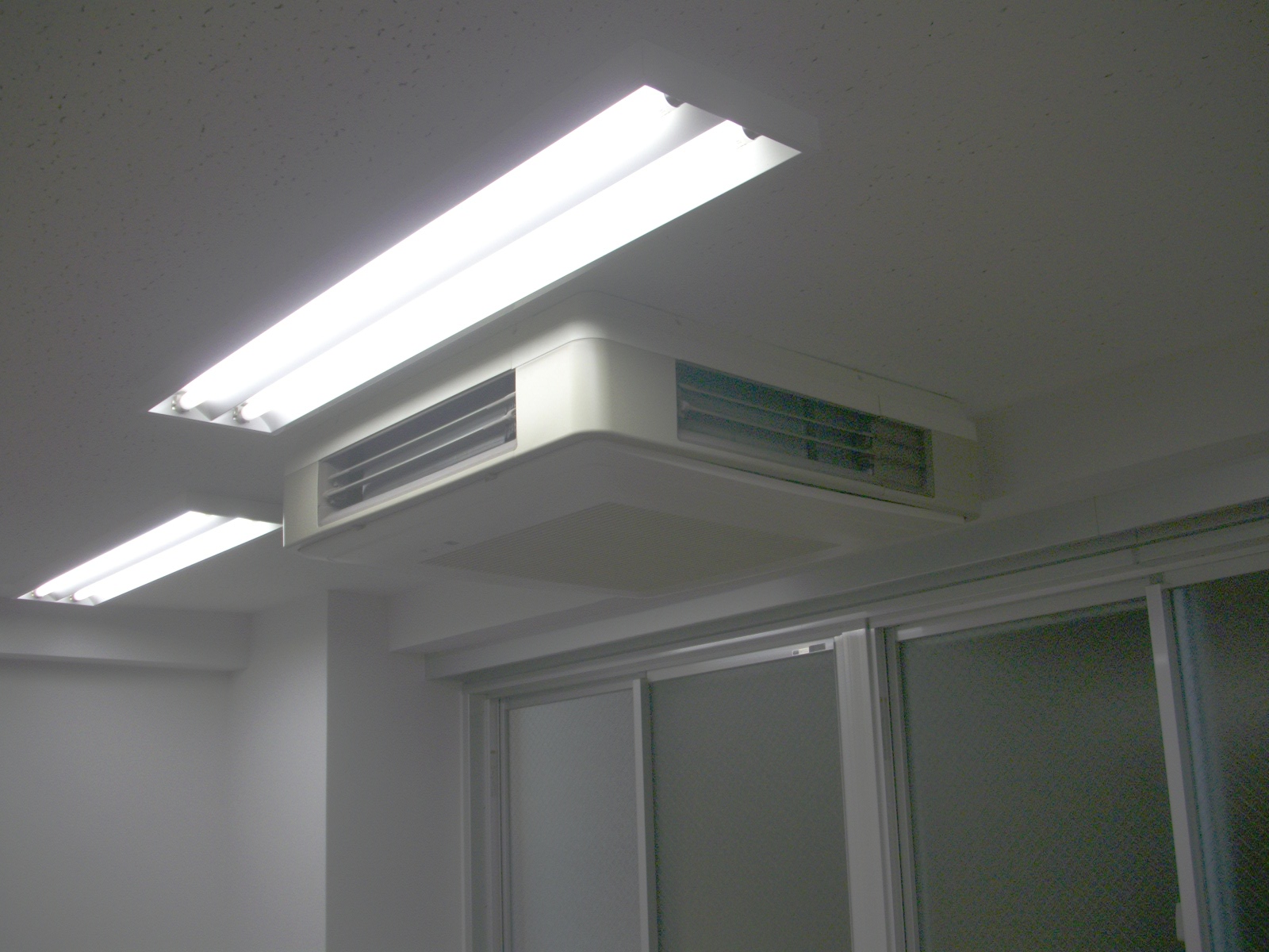 空調は個別空調