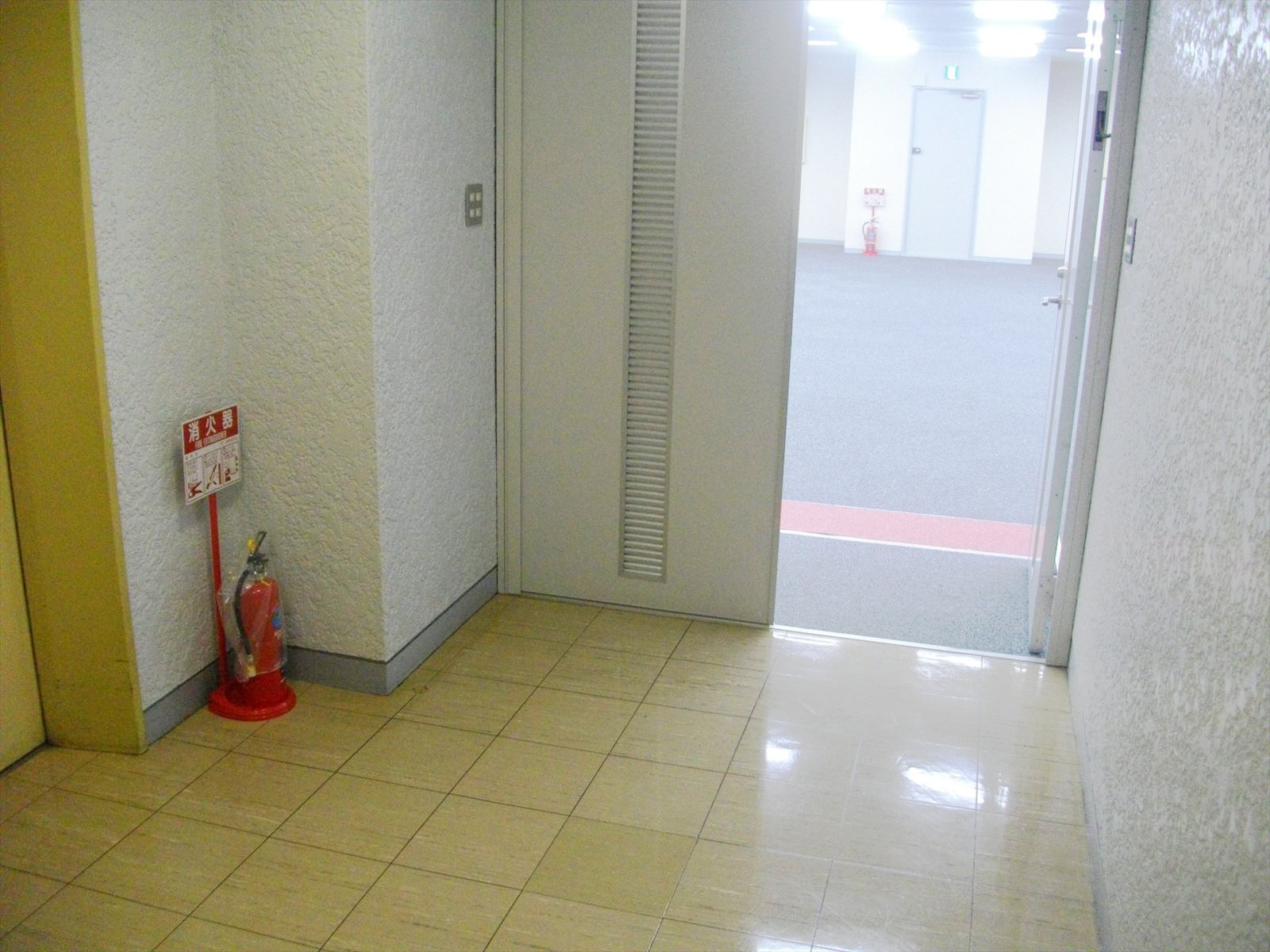 室内出入り口