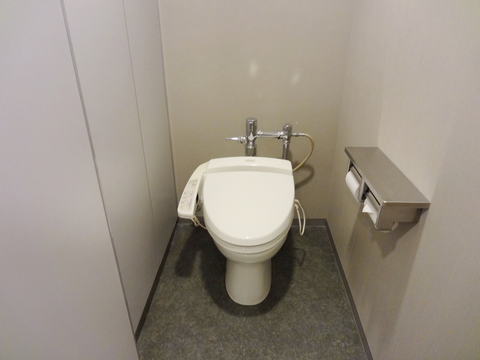 トイレ個室