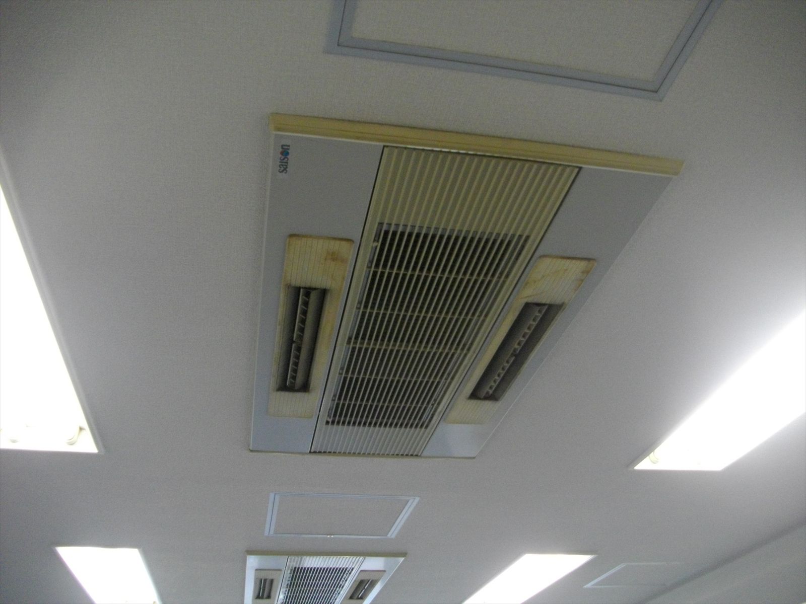 空調