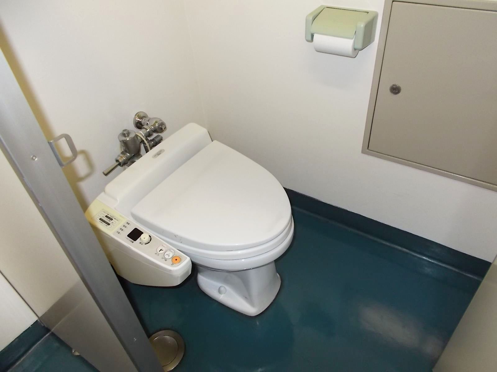 トイレ個室