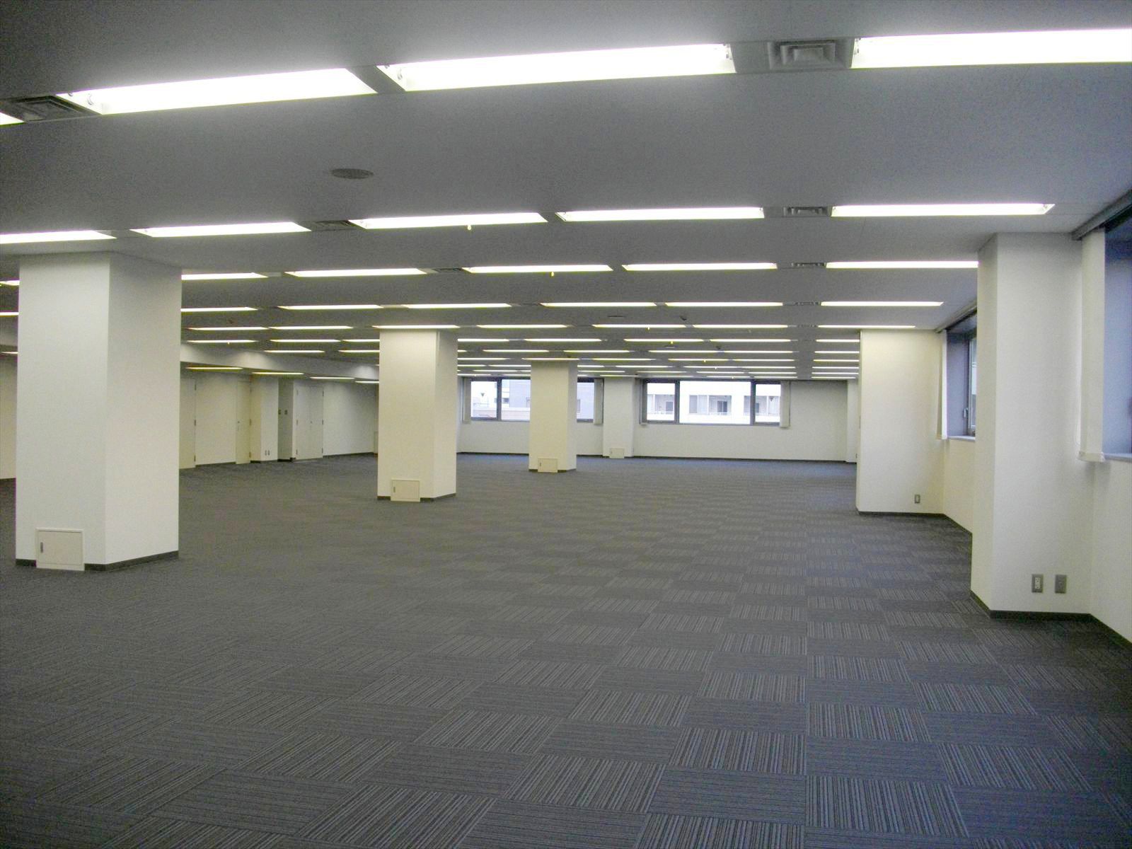 オフィス室内参考画像