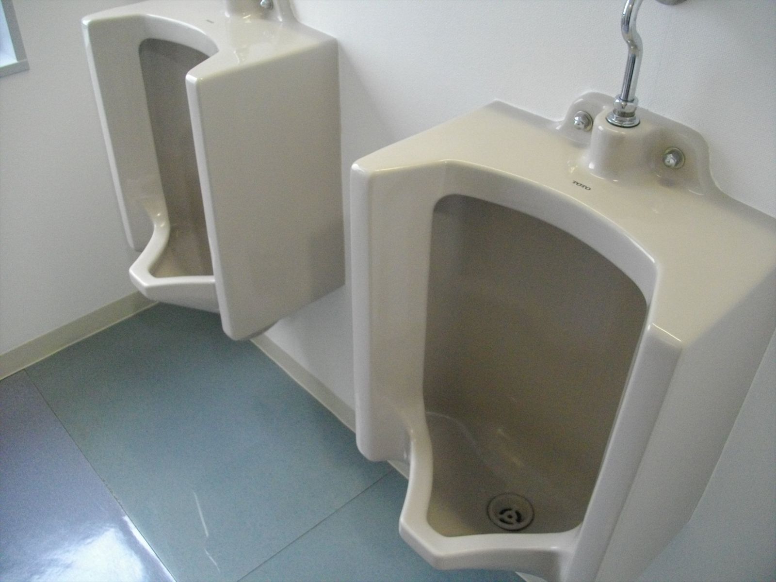男性用トイレ