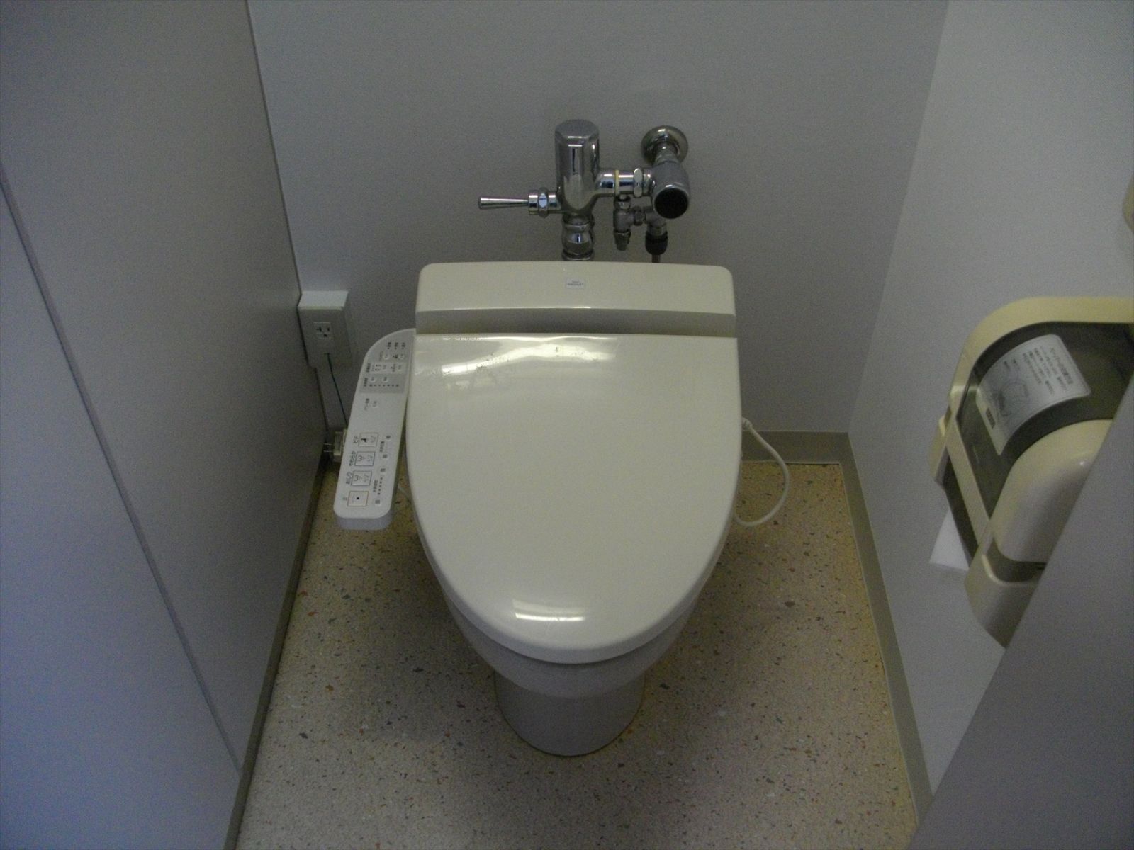 トイレ個室